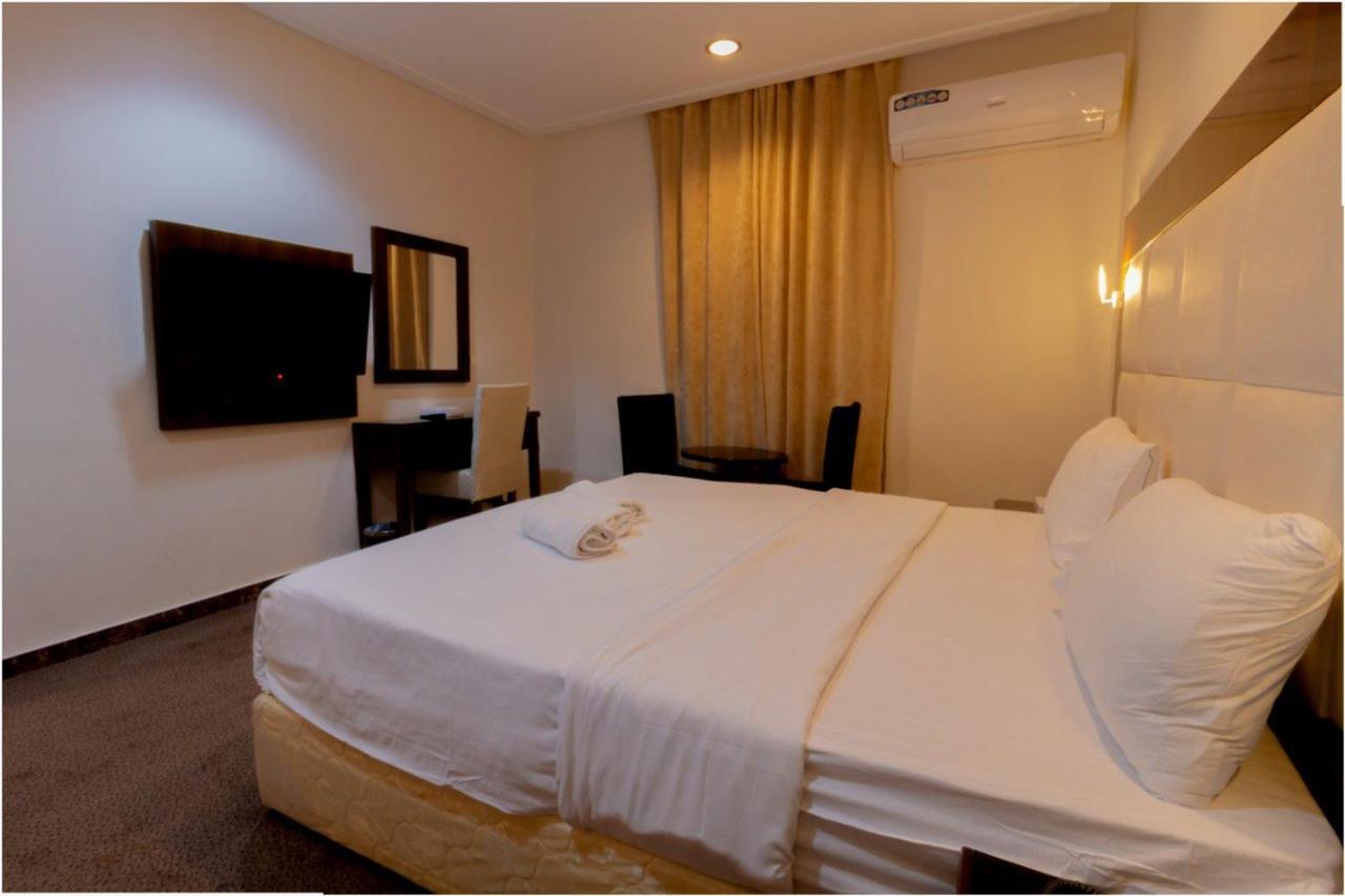 Dar Hotel Suites Jeddah Exterior photo